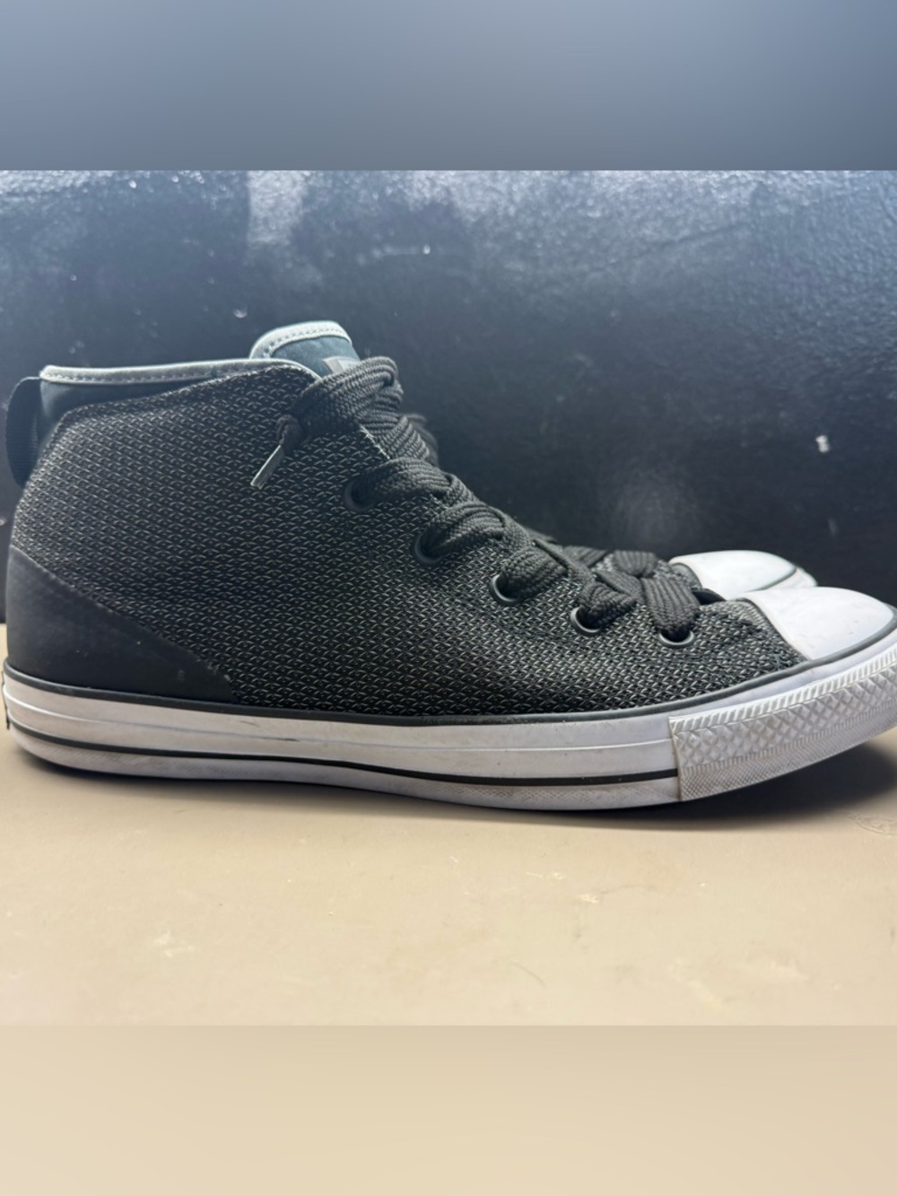 New w/Box Men’s Converse Chuck Taylor Street Mid Black Sneakers 143727C Men 12